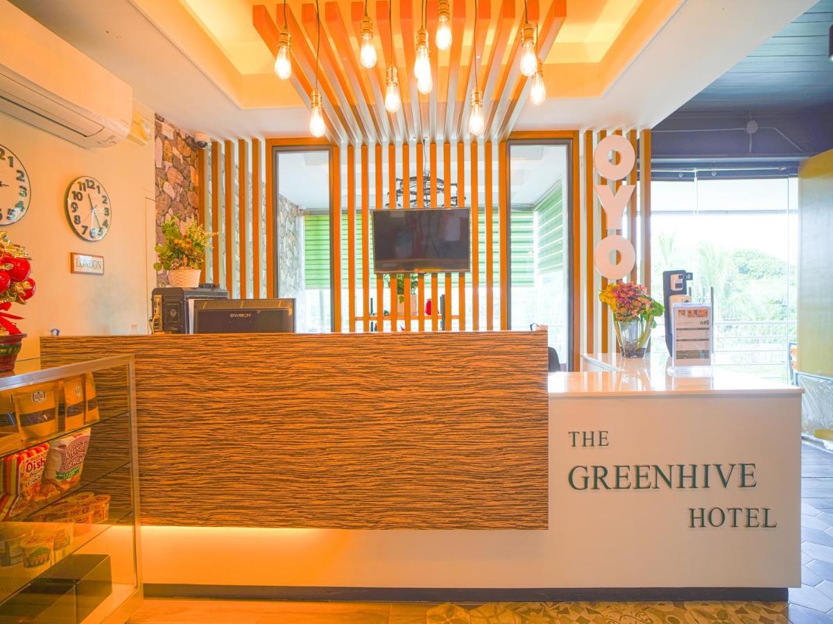 Capital O Oyo 785 The Greenhive Hotel Ibaan Exteriér fotografie