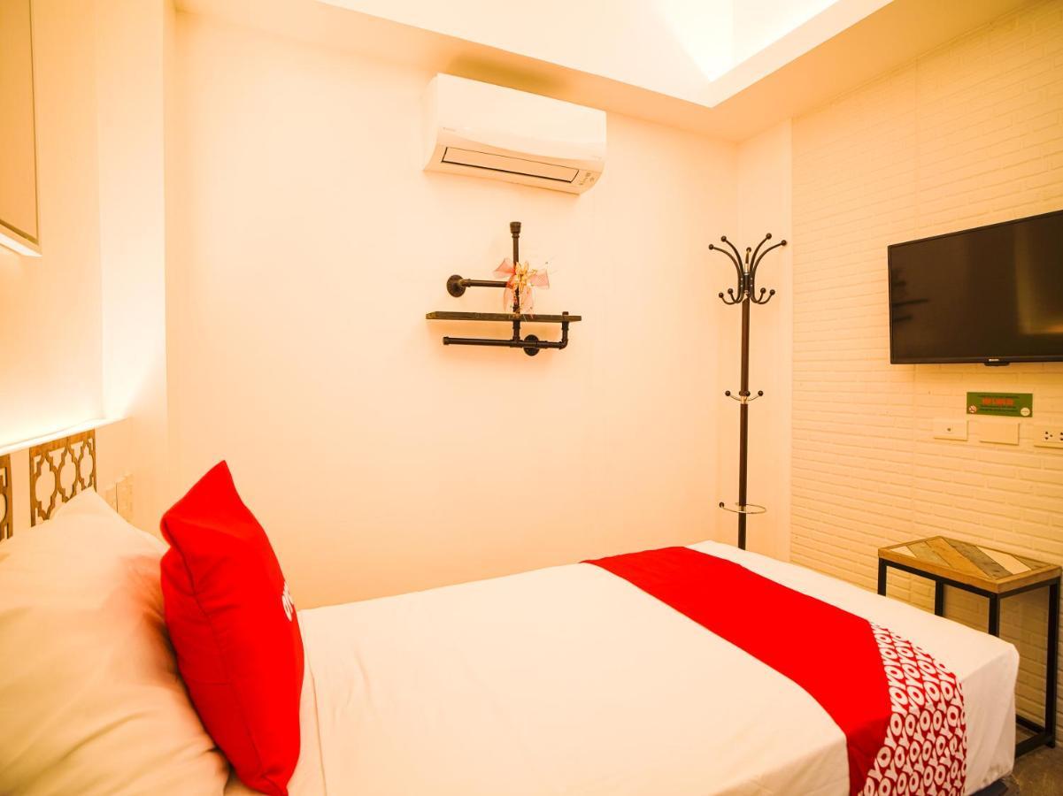 Capital O Oyo 785 The Greenhive Hotel Ibaan Exteriér fotografie