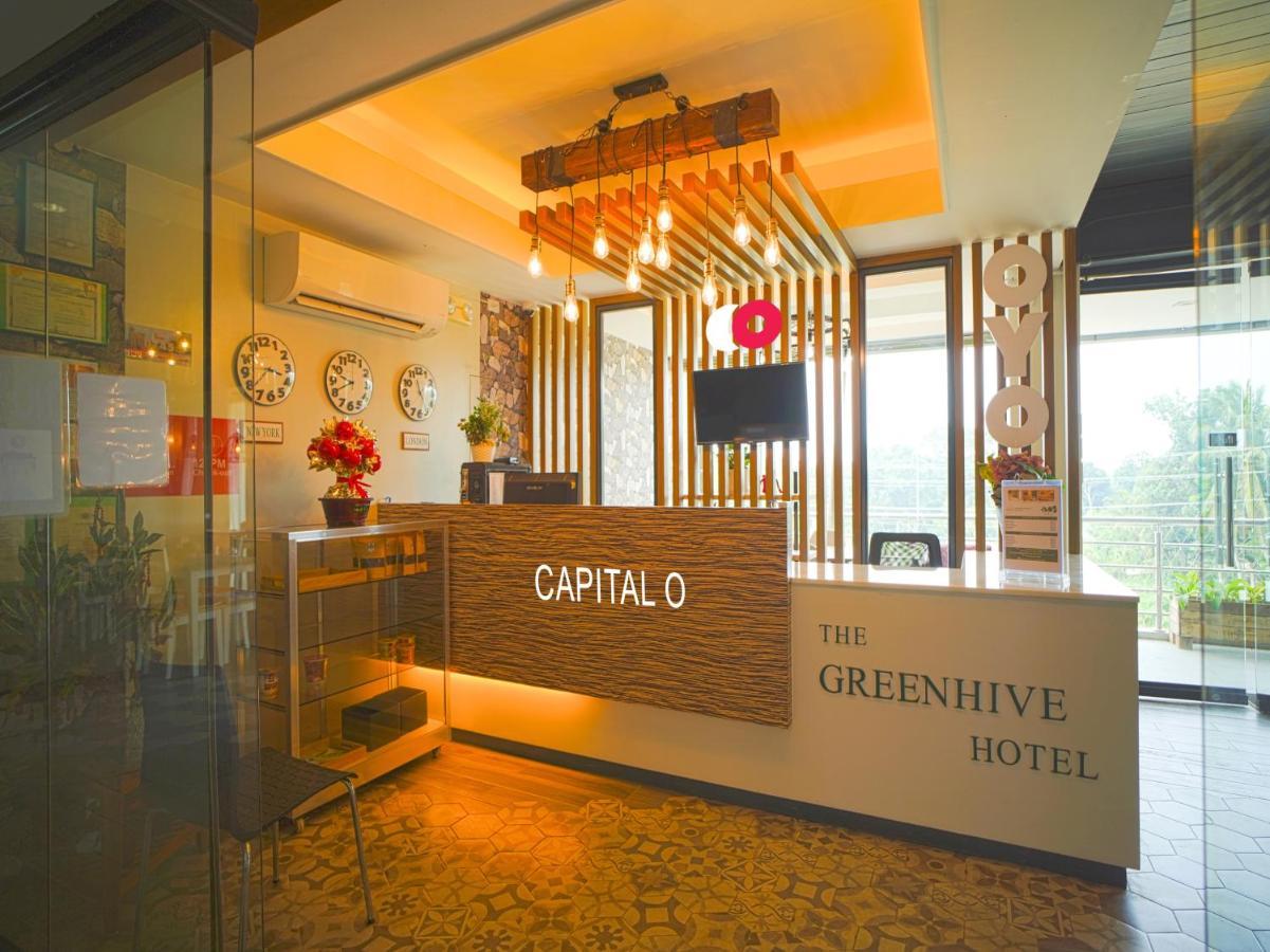 Capital O Oyo 785 The Greenhive Hotel Ibaan Exteriér fotografie